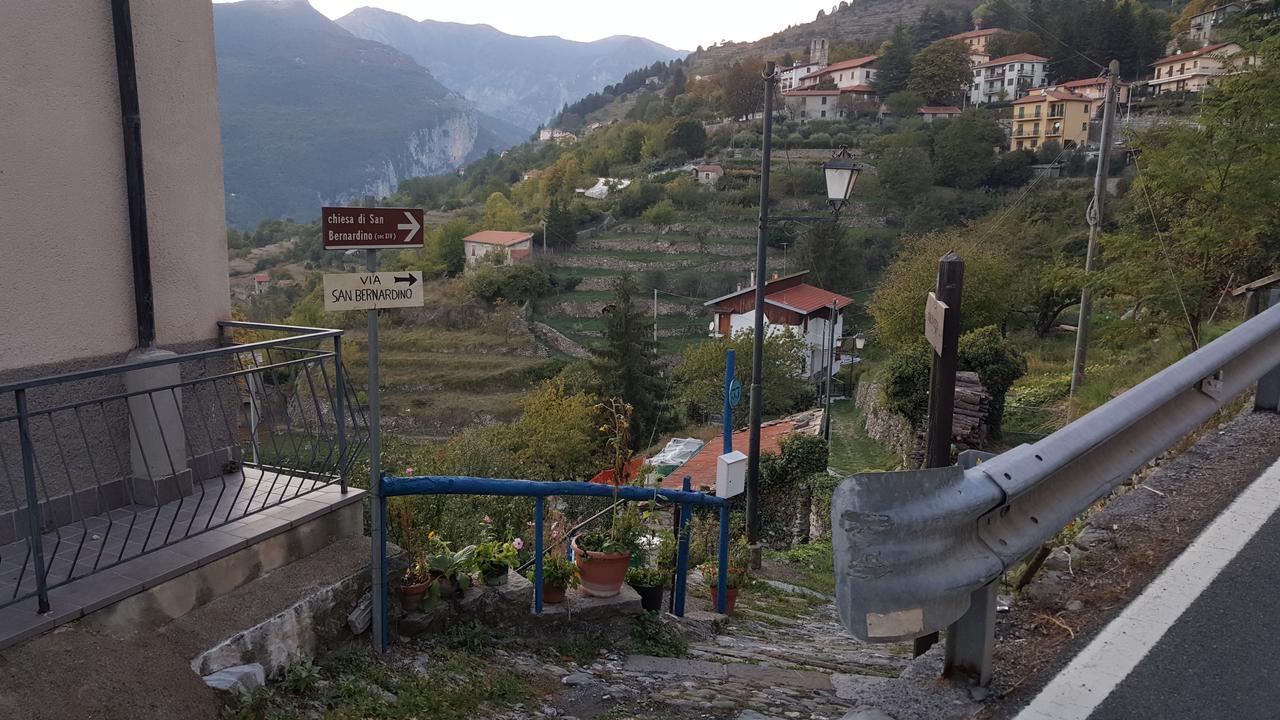 Casa Vacanze Da Oscar Villa Triora Dış mekan fotoğraf